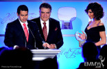 Cesar Conde, Mario Kreutzberger and Alejandra Espinoza onstage at the 21st Annual Hall of Fame Gala