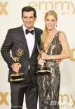  (L-R) Ty Burrell poses with the award for &quot;Oustanding Supporting Actor in A Comedy Series&quot; and Julie Bowen poses with the award