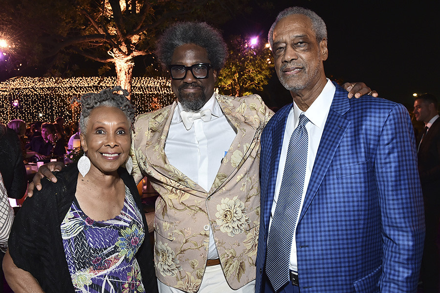 Janet Cheatham Bell, W. Kamau Bell, and Walter Bell at the Governors Gala at the 2022 Creative Arts Emmy Awards