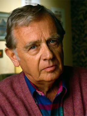  Warren Frost