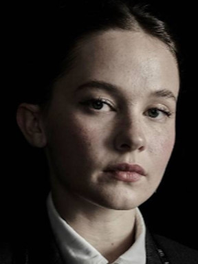 cailee-spaeny-bio-2026-v2-450x600.jpg