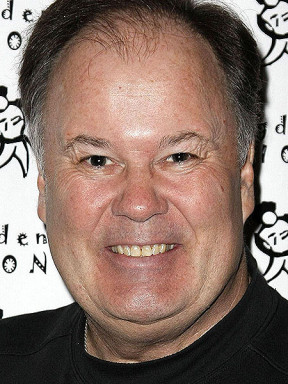 dennis-haskins-no-red-eye-bio-2026-450x600.jpg