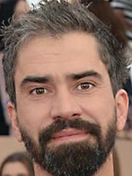 Hamish Linklater