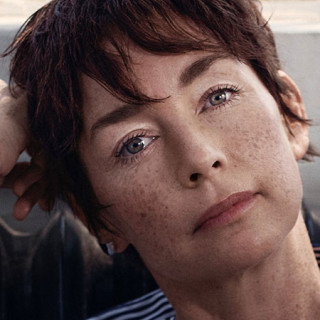 Julianne Nicholson