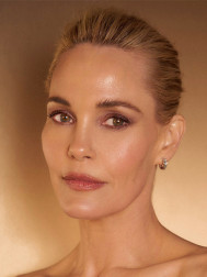 Leslie Bibb