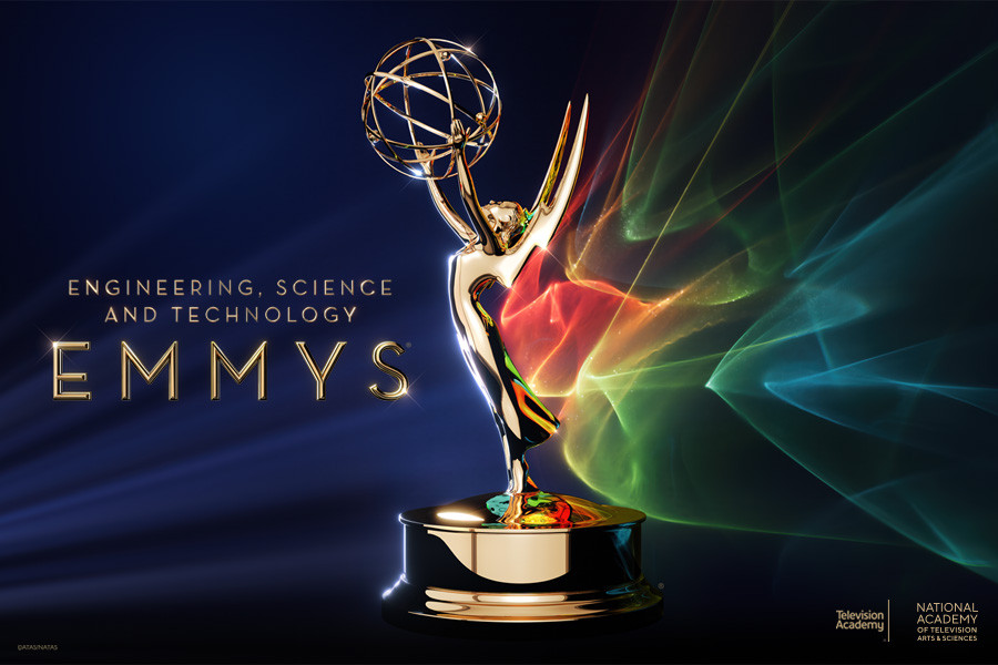 261014-emmys-900x600.jpg