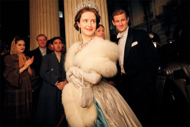 claire-foy-the-crown-faux-fur-900x600.jpg