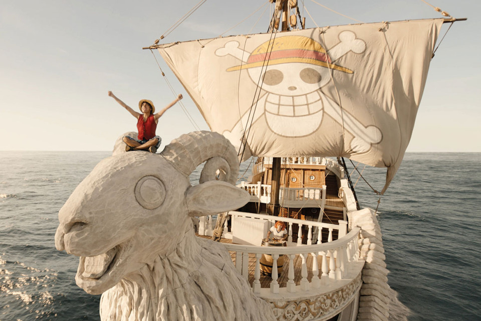 Iñaki Godoy and Emily Rudd