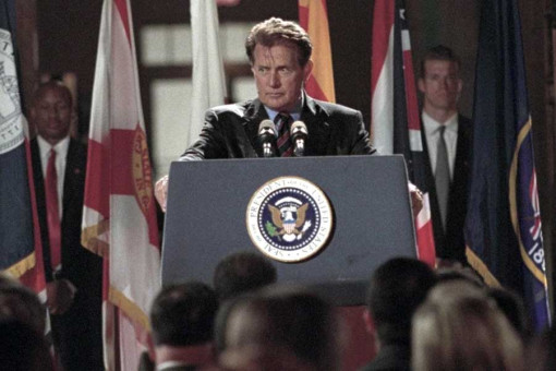 west-wing-two-cathedrals-martin-sheen-900x600.jpg