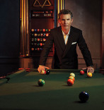 Shawn Hatosy poses in the Emmy Photo Studio