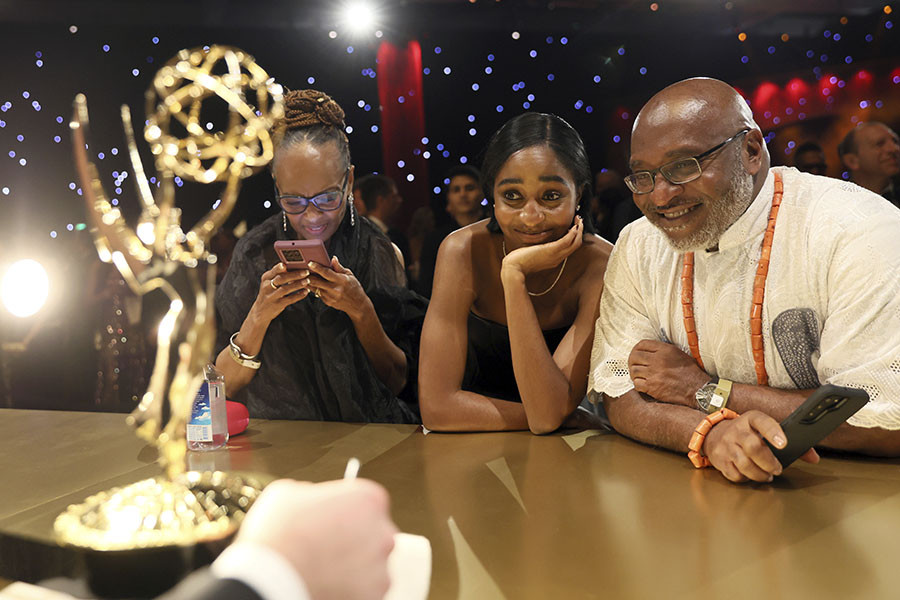 Ayo Edebiri winner of Outstanding Supporting Actress in a Comedy Series for The Bear, Helen O'Neal Edebiri and Dele Edebiri at the 75th Emmy Awards Governors Gala