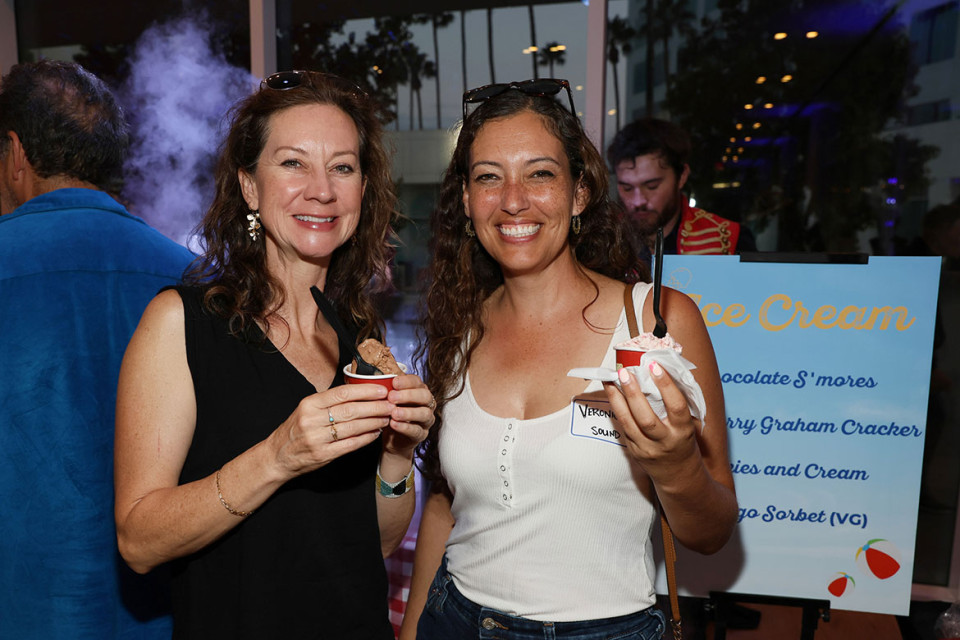 Anna Wilborn and Veronica Kahn