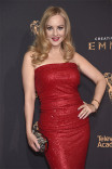 Wendi McLendon-Covey on the red carpet at the 2017 Creative Arts Emmys. 