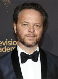 Noah Hawley on the red carpet at the 2017 Creative Arts Emmys. 