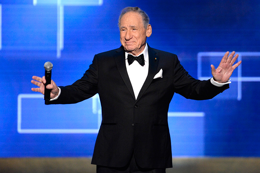 Mel Brooks presents an award at the Creative Arts Emmy Awards 2015.