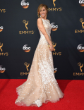 Felicity Huffman on the red carpet at the 2016 Primetime Emmys.