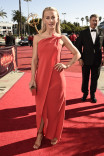Julianne Hough on the red carpet at the 2016 Primetime Emmys.