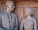 Diorama of George Burns and Gracie Allen