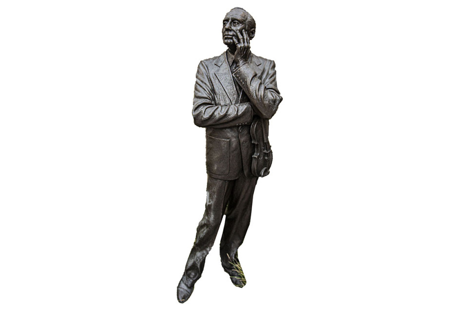 Statue of Jack Benny