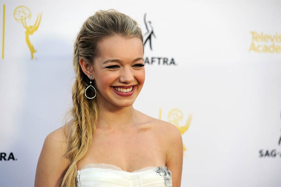 Sadie Calvano of Mom arrives at Dynamic and Diverse: A 66th Emmy Awards Celebration of Diversity in the NoHo Arts District.
