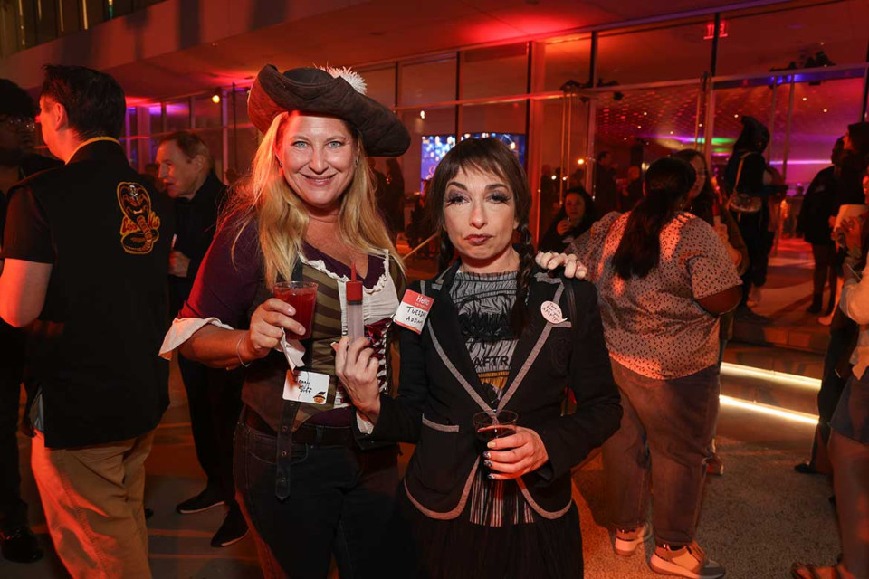Jenny Siff and Naomi Grossman