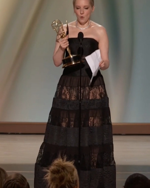 Katie Dippold wins the #Emmy for Outstanding Writing for a Comedy Series for “Widow's Bay” ✨